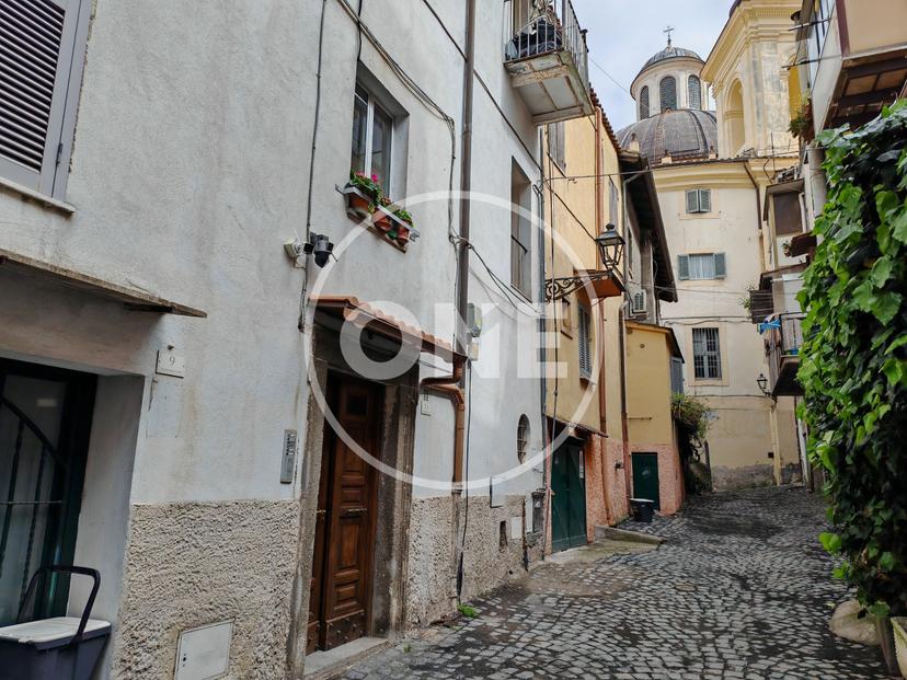 Trilocale in Via E. Lucidi 11, Ariccia — foto 4 di 5