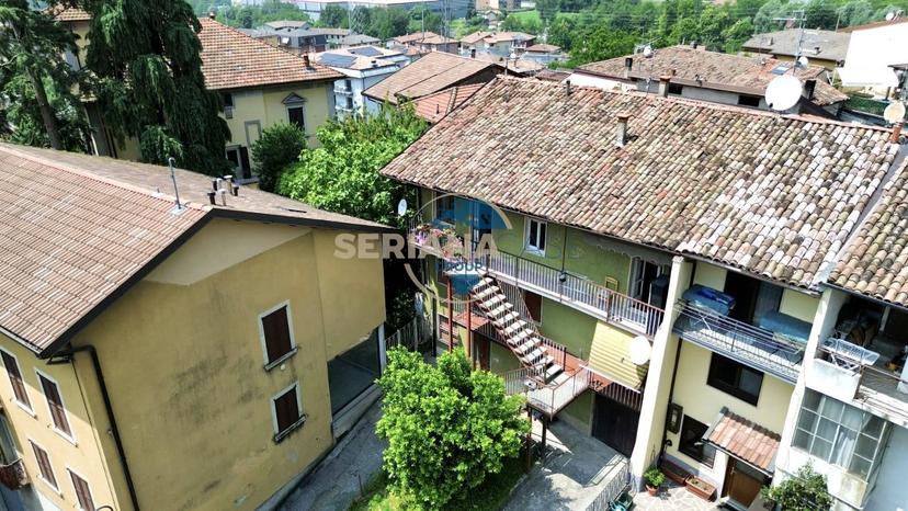 Trilocale in Via Azzarotti, Pradalunga — foto 2 di 5