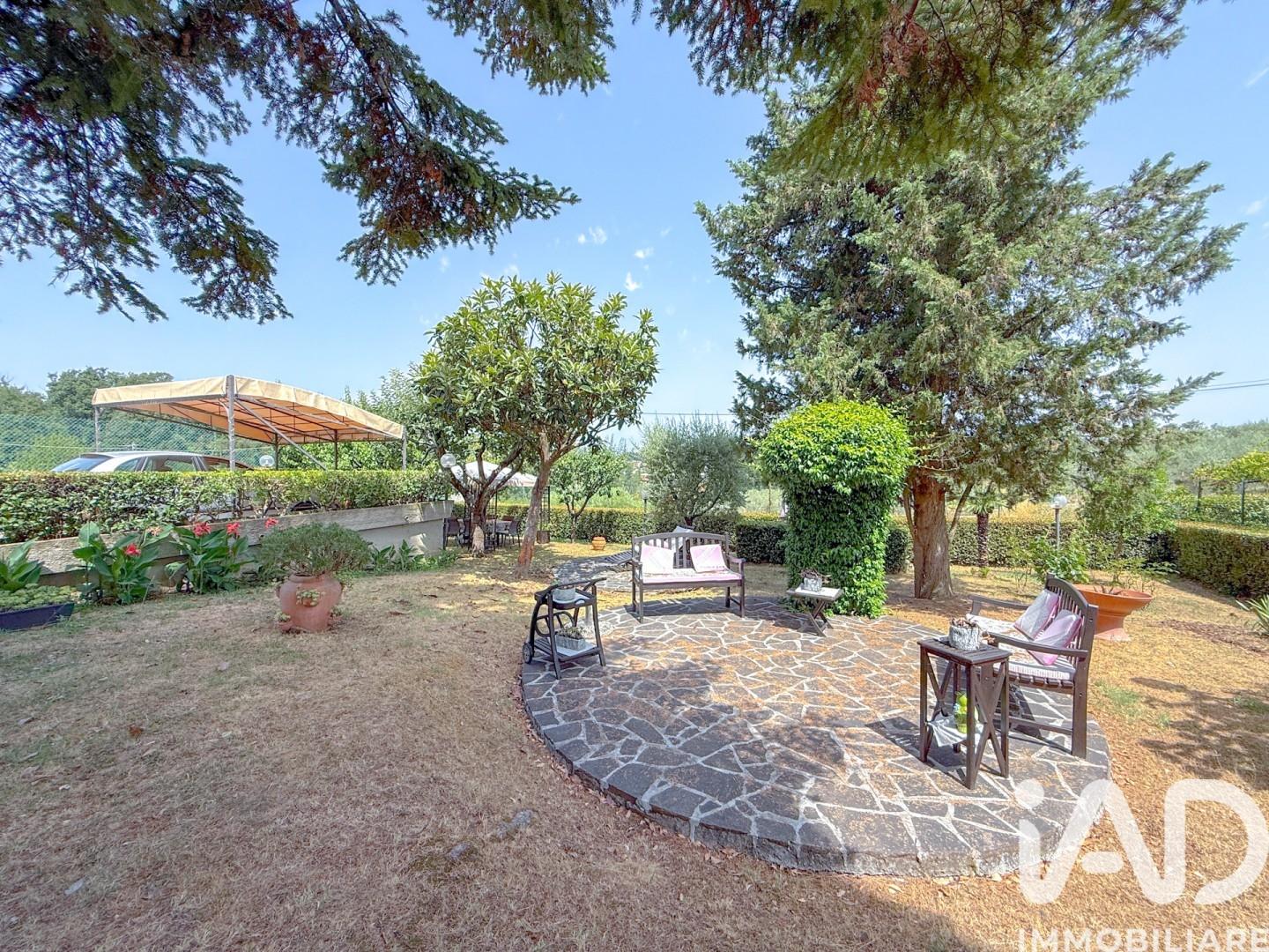 Villa in Via Via Santa Barbara, Signa