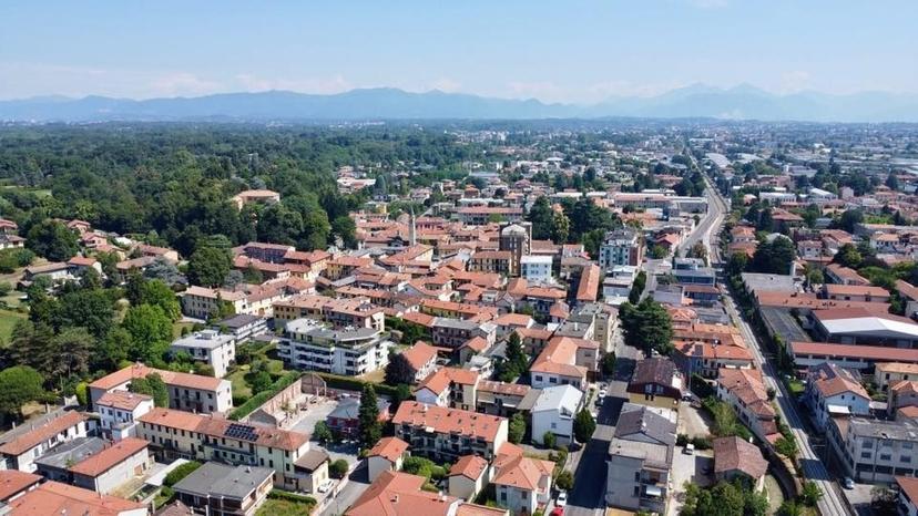 Villa a schiera in Via Pacinotti, Giussano — foto 3 di 5