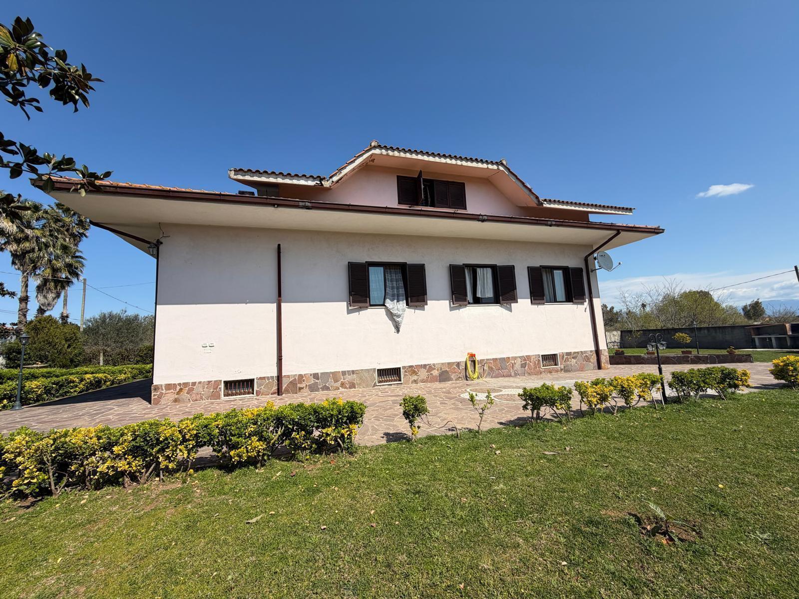 Casa indipendente, Aprilia