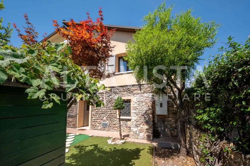 Villa a schiera in Mazzano Via Conciliazione, Mazzano