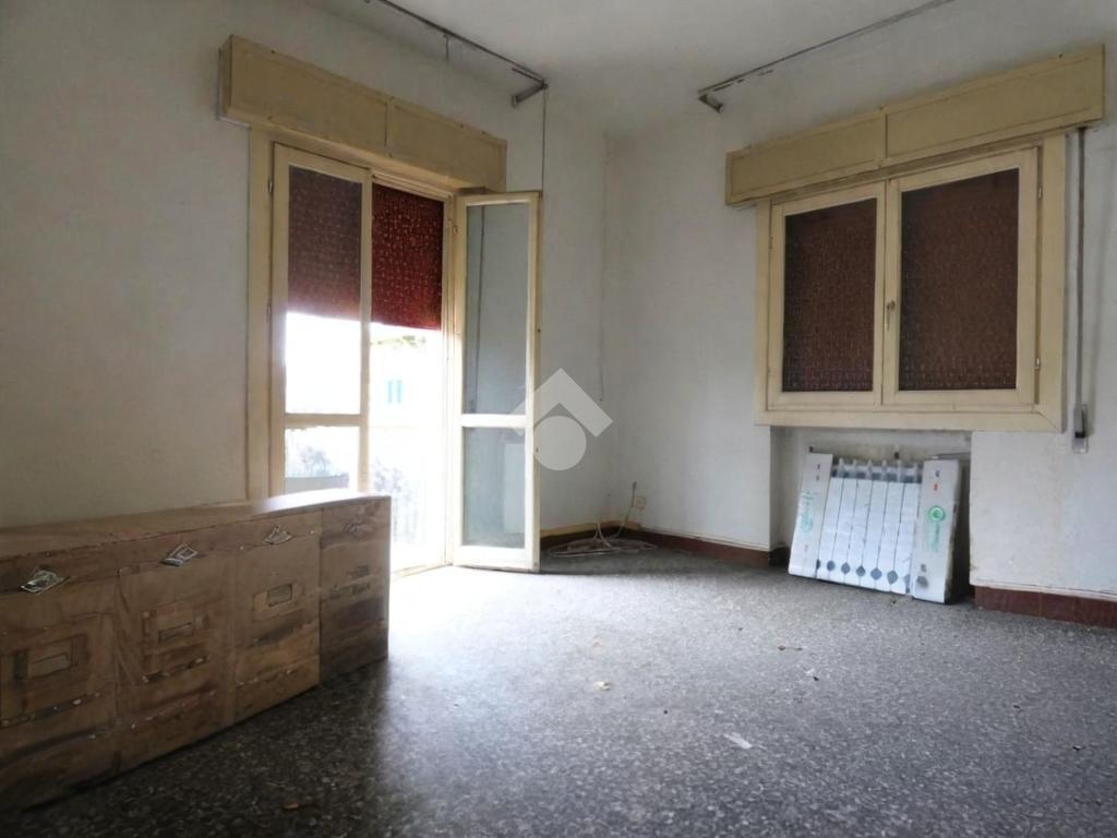 Villa in Via Dante Alighieri 24, Cadelbosco di Sopra