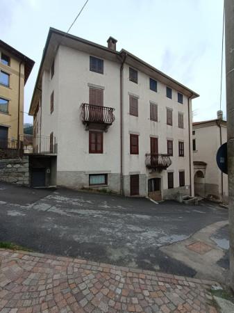 Trilocale in Via Guglielmo Marconi, Temù