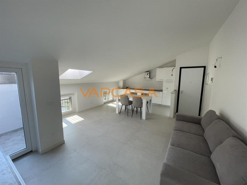 Trilocale in Via Crema, Romano di Lombardia — foto 4 di 5