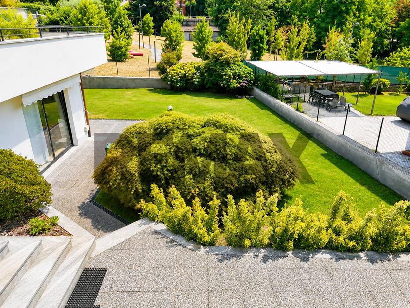 Casa indipendente in Via Villini 24, Verbania — foto 3 di 5