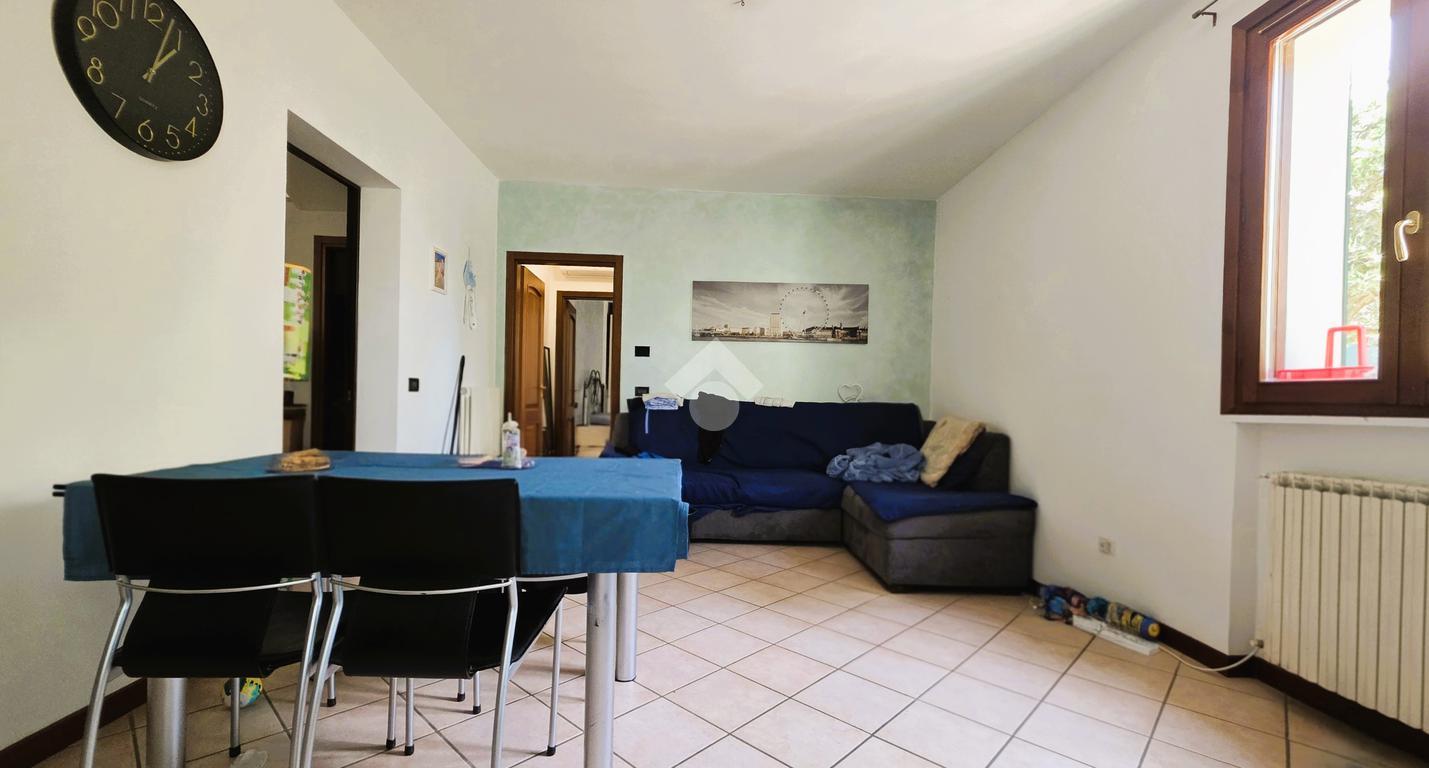 Monolocale in Via Cavour 32, Bagnolo San Vito