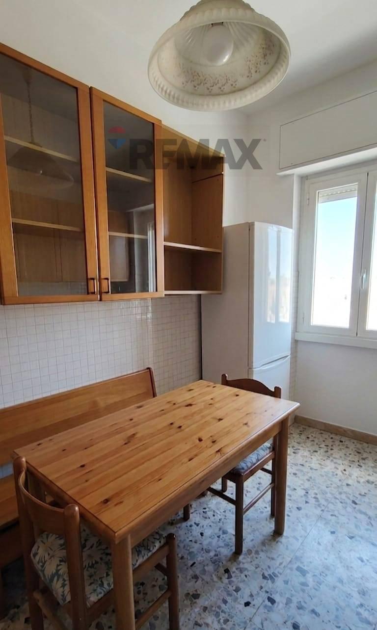 Trilocale in Via Alcide De Gasperi 4, Cavenago di Brianza — foto 4 di 5