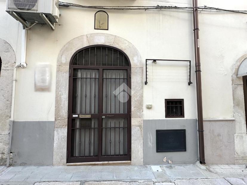 Casa indipendente in Via Mazzocchi 5, Canosa di Puglia — foto 4 di 5