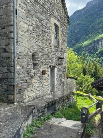 Casa indipendente in Via Altreggiolo -, Varzo — foto 5 di 5