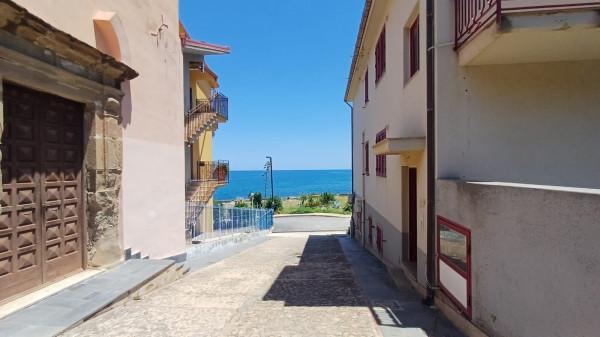 Trilocale in Via Marina, Santo Stefano di Camastra — foto 2 di 5