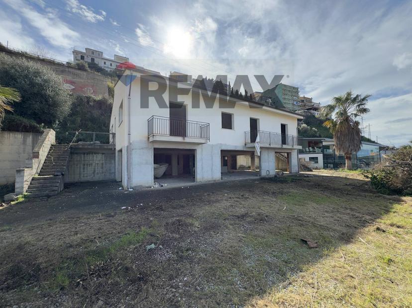 Casa indipendente in S.S. 113 199, Campofelice di Roccella — foto 3 di 5