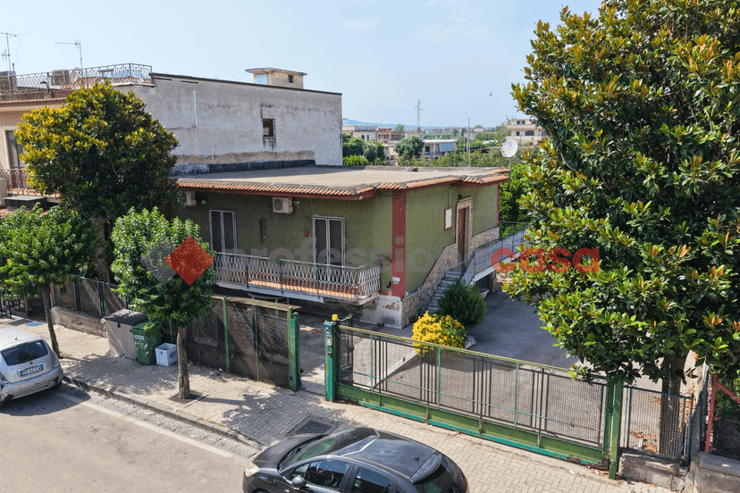 Casa indipendente in Via Dante Alighieri *, Scafati — foto 2 di 5