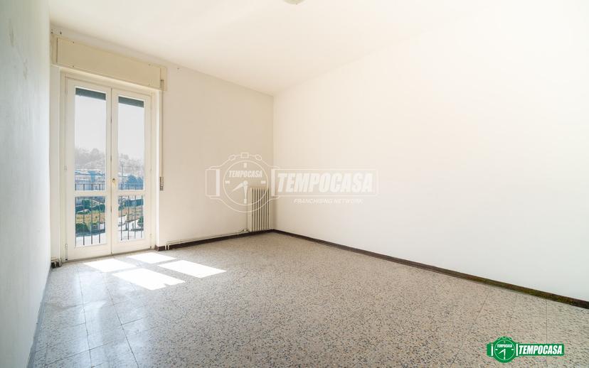 Trilocale in Via per Molteno, Oggiono — foto 5 di 5