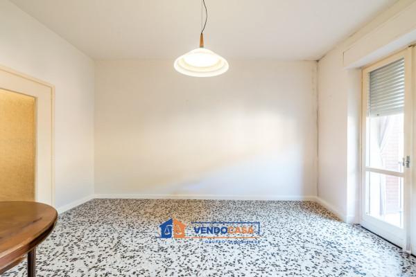 Bilocale in Via Giuseppe Verdi 3, Santa Vittoria d'Alba — foto 4 di 5