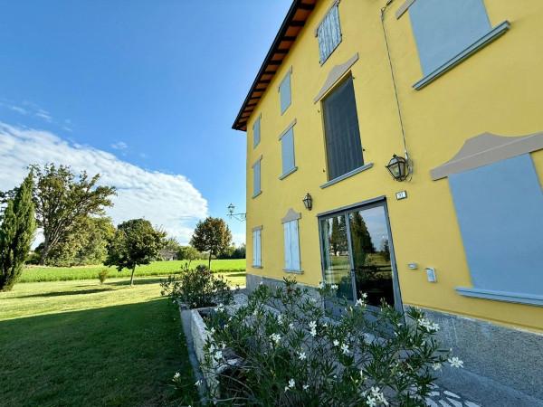 Villa plurifamiliare in Via Ferdinando Miselli, Reggio nell'Emilia — foto 3 di 5