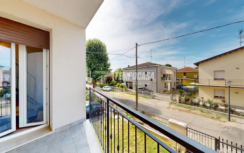Villa a schiera, Novi di Modena — foto 3 di 5