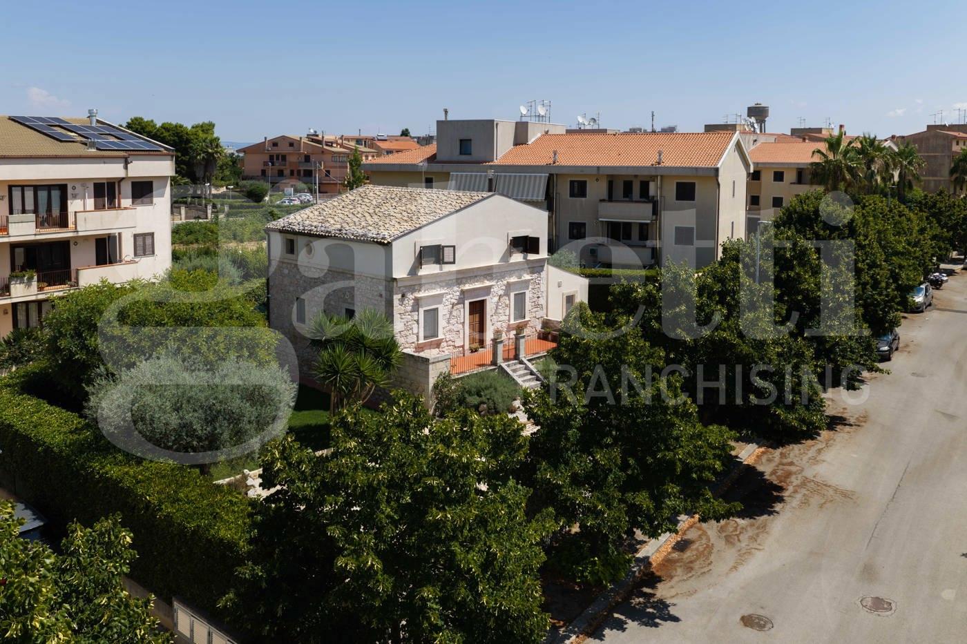 Villa in Via Livatino 18, Ragusa