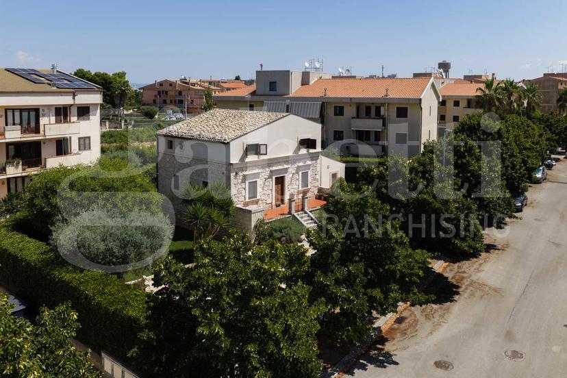 Villa in Via Livatino 18, Ragusa