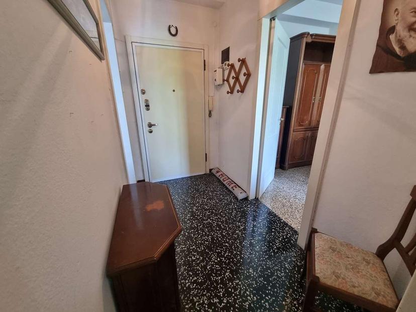Bilocale in Via Giovane Italia, Limbiate