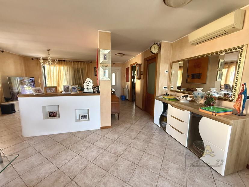 Villa in Via dei Pesci, Latisana — foto 3 di 5
