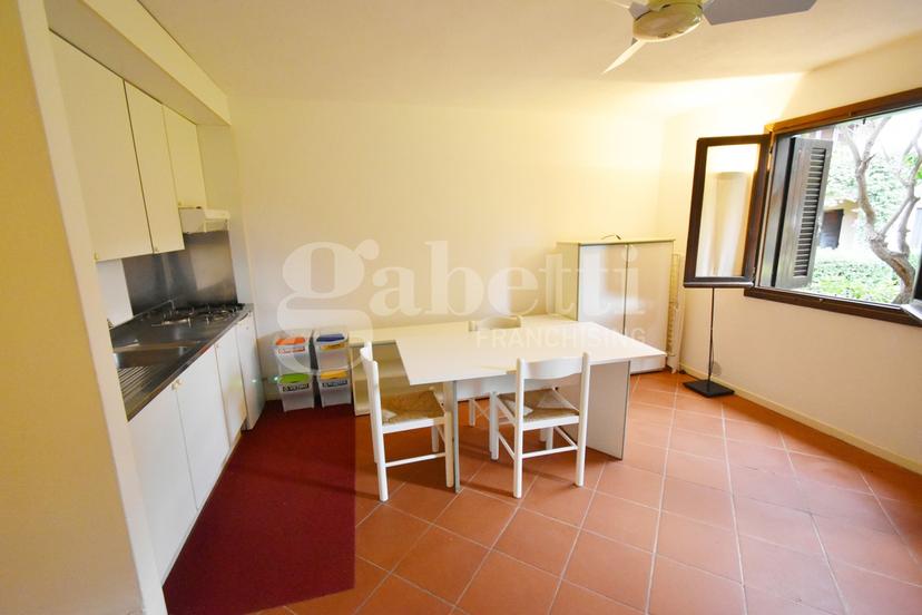 Monolocale in Via della Bilancia  8, Olbia