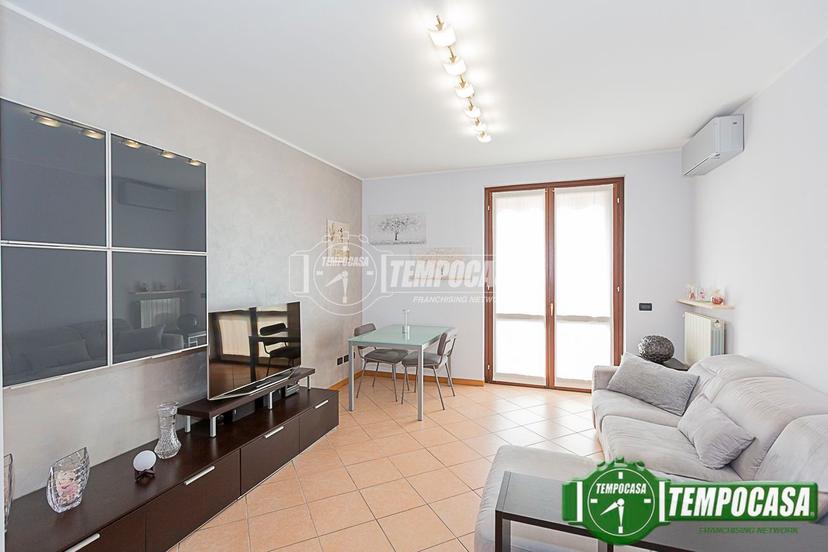 Trilocale in Via XXV Aprile, Pianengo — foto 4 di 5