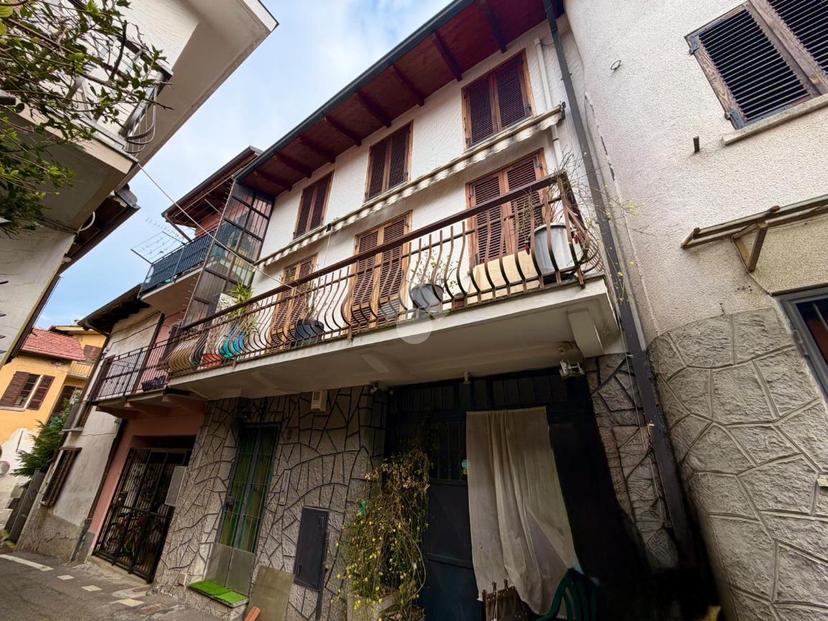 Casa indipendente in Vicolo Silvio Pellico 5, Gassino Torinese — foto 3 di 5