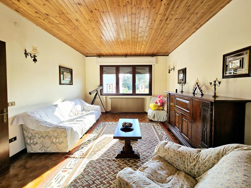 Casa indipendente in Via Giuseppe Verdi, Solesino — foto 3 di 5