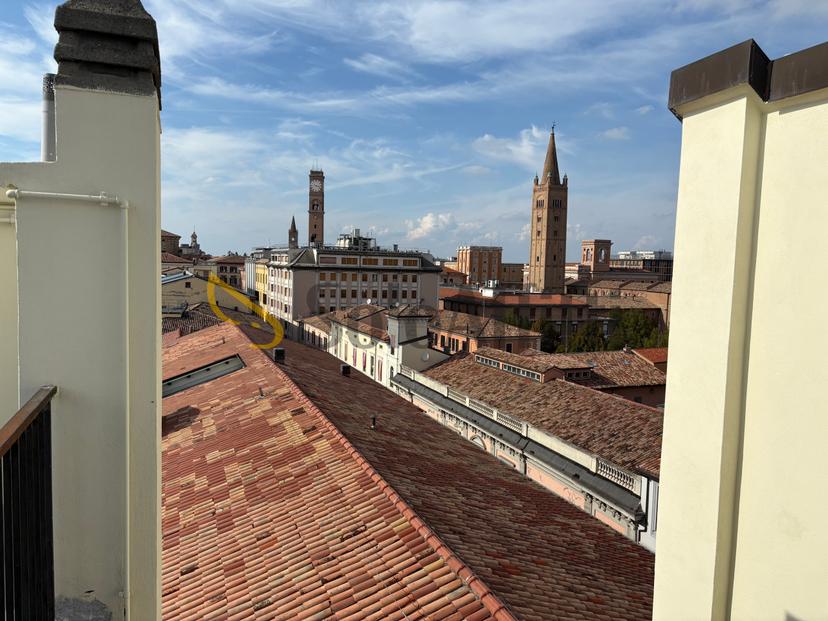 Stanza in appartamento in Via San Pellegrino Laziosi Snc, Forlì — foto 2 di 5
