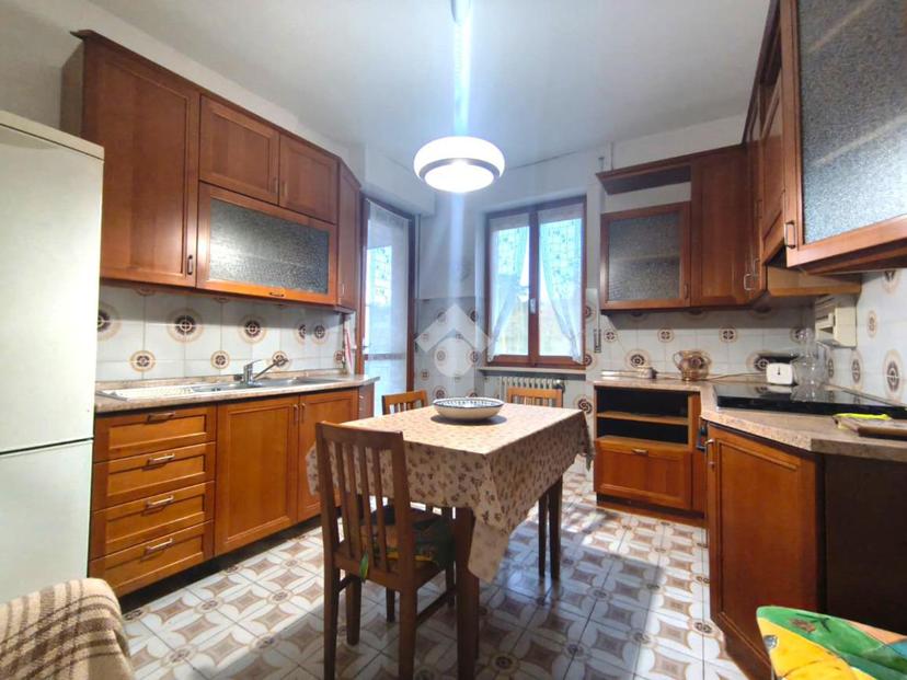 Quadrilocale in Via Roma 10, Castelnuovo Belbo — foto 3 di 5