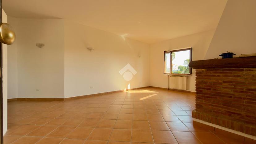 Villa in Via di Valle Ioro 31, Castelnuovo di Porto — foto 3 di 5