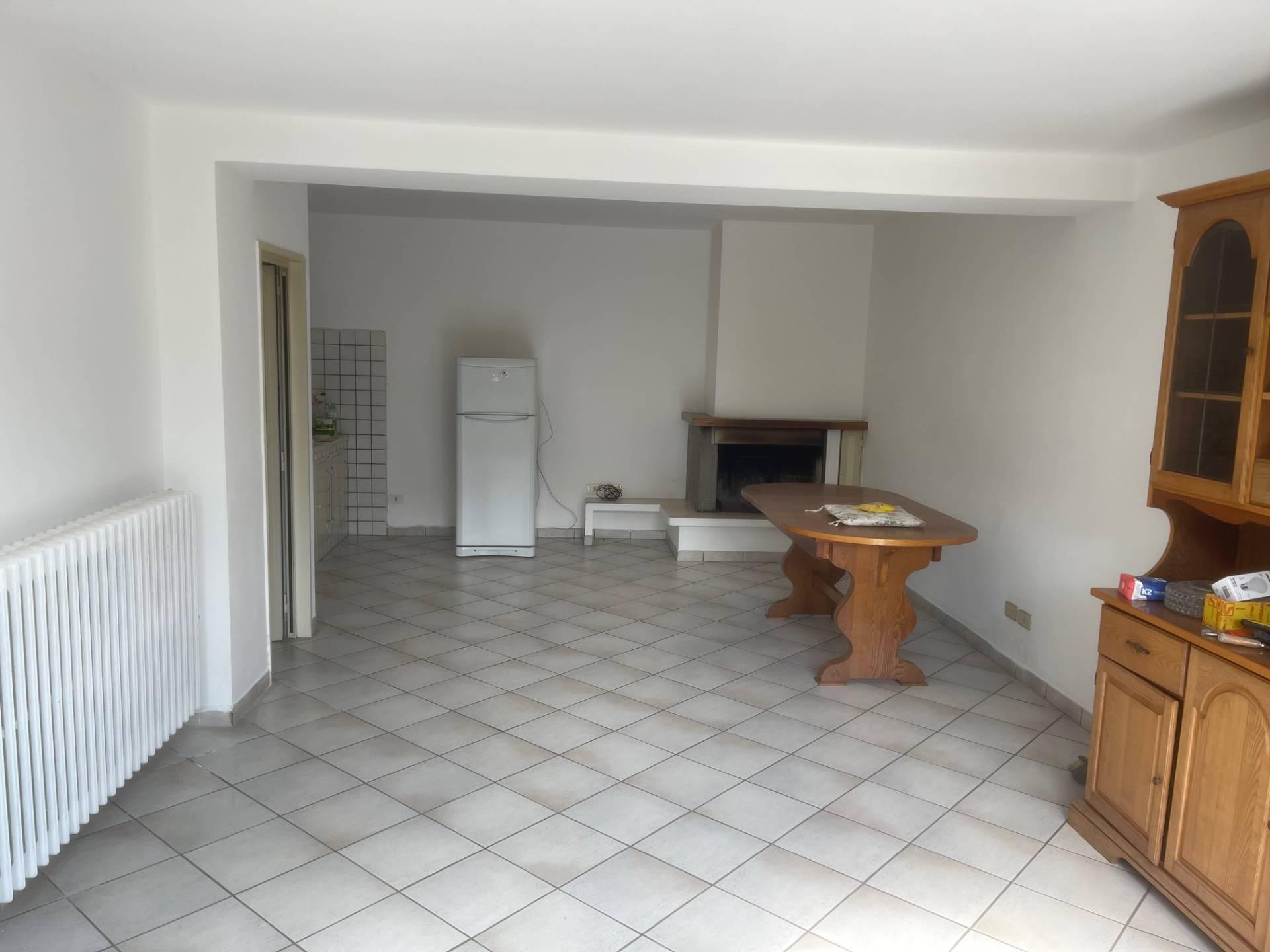 Villa a schiera in Attiggio, Fabriano