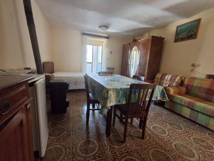 Casa indipendente in Via Salita del Lago 14/B, Castel del Monte — foto 2 di 5