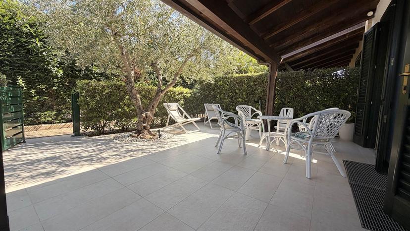 Villa a schiera in Via delle Tribune della Targa Florio, Campofelice di Roccella — foto 2 di 5