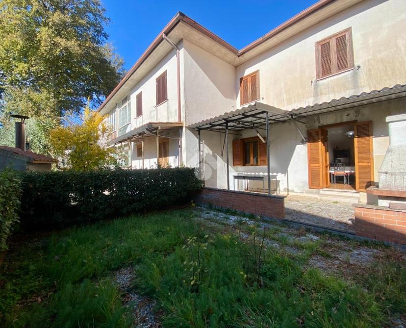 Villa a schiera in Via degli Abeti 16, Valentano — foto 2 di 5
