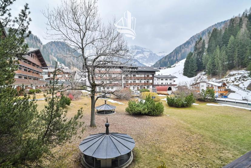 Trilocale in S.da Nives, Selva di Val Gardena — foto 4 di 5