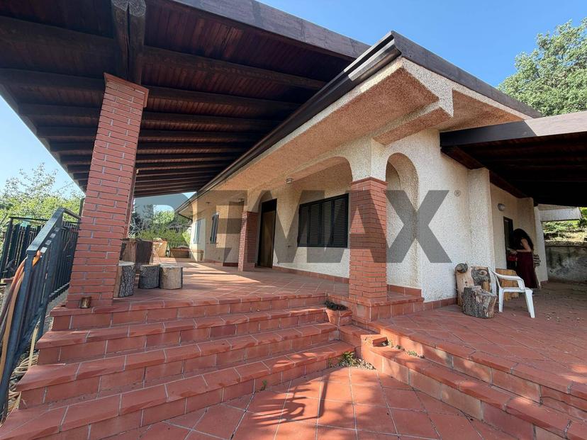 Villa in Contrada Stagliata Snc, Biancavilla — foto 3 di 5
