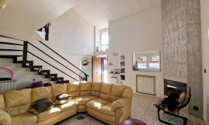 Villa in Via Lungo Argine, Castel Volturno — foto 3 di 5