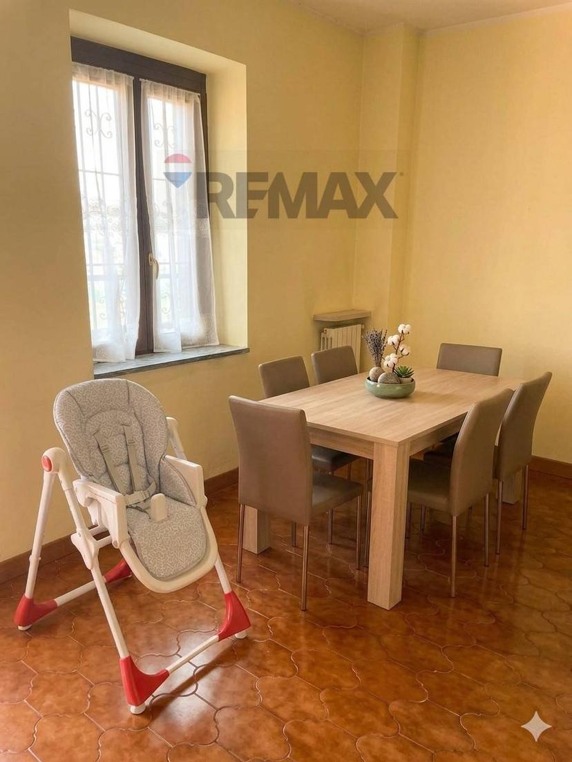 Casa indipendente in Via Piave 15, Bardello con Malgesso e Bregano — foto 2 di 5