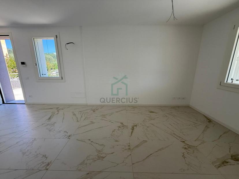 Appartamento in Via Gardesana dell'Acqua, Caldiero — foto 2 di 5