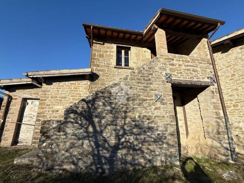 Casa indipendente in Santa Margherita di Burano, Gubbio — foto 2 di 5