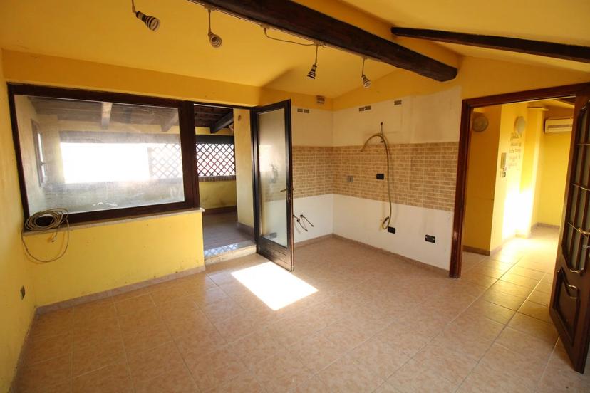Trilocale in Via Giuseppe Garibaldi, Canale — foto 2 di 5