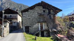 Rustico in Frazione Chez-Les-Bovet, Valpelline
