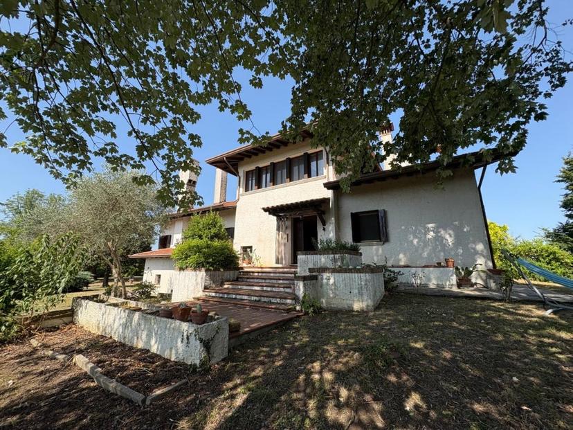Villa unifamiliare in Via Sant'Elisabetta 41, Portogruaro — foto 2 di 5