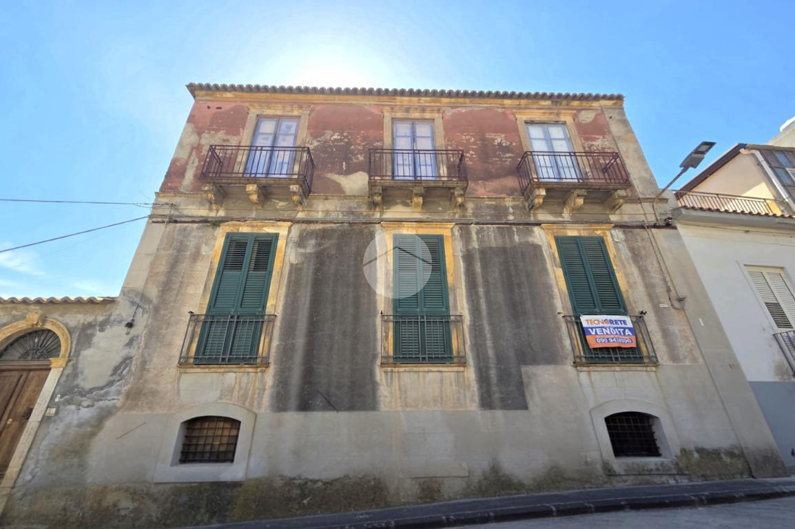 Villa in Via Giuseppe Santoro 3, Alì Terme