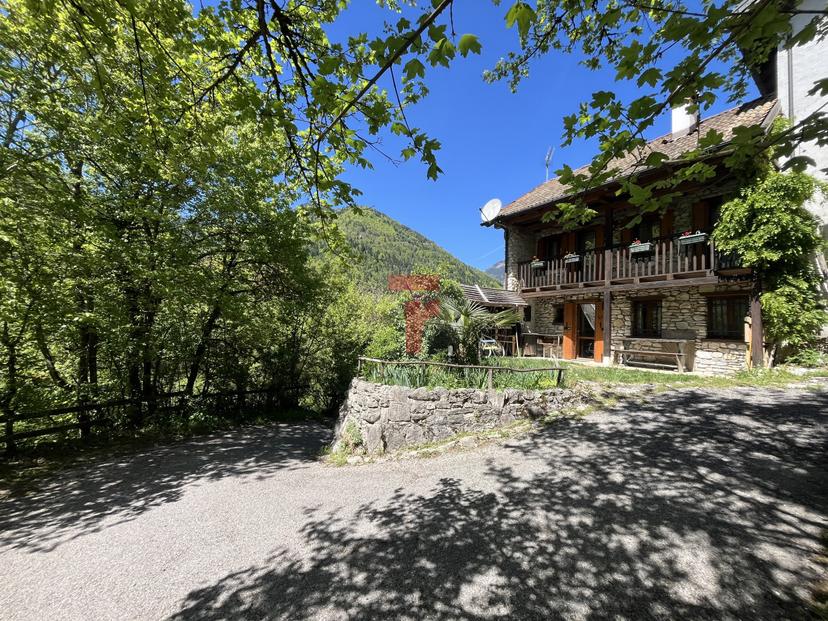 Villa in Via Val, Lamon — foto 4 di 5