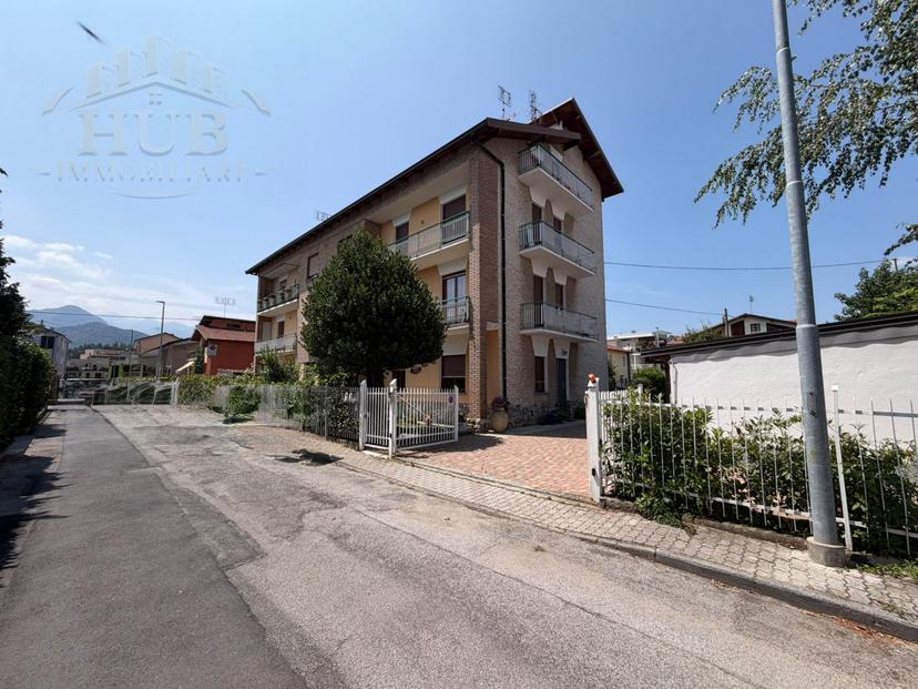 Trilocale in Via Edelweiss, Borgo San Dalmazzo — foto 3 di 5