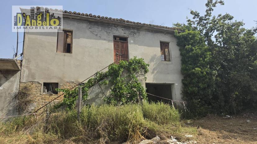 Casa indipendente in Via Carlo Alberto dalla Chiesa Snc, Offida — foto 3 di 5
