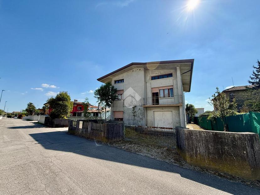 Casa indipendente in Via degli Olmi 2, Chions — foto 2 di 5